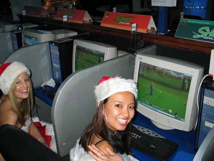 LA Santa girls with Shot-Online!!