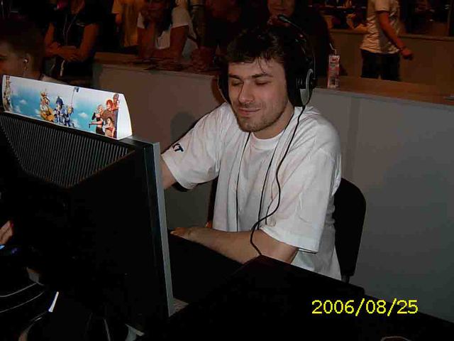 GNGWC Shot-Online 2006 European Regional Final23